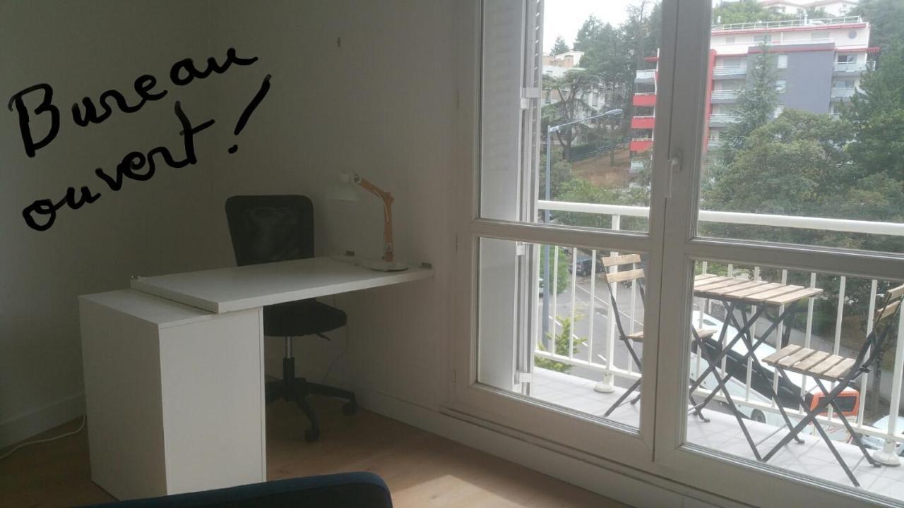 Rond Point Studio Cosy Et Central Avec Balcon Saint-Etienne  Kültér fotó