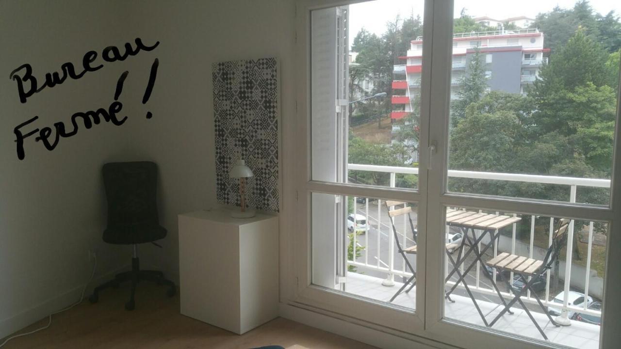 Rond Point Studio Cosy Et Central Avec Balcon Saint-Etienne  Kültér fotó